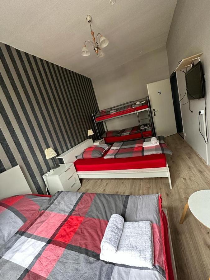 Adam'S Hostel - Self Check-In & Only Private Rooms Düsseldorf Kültér fotó